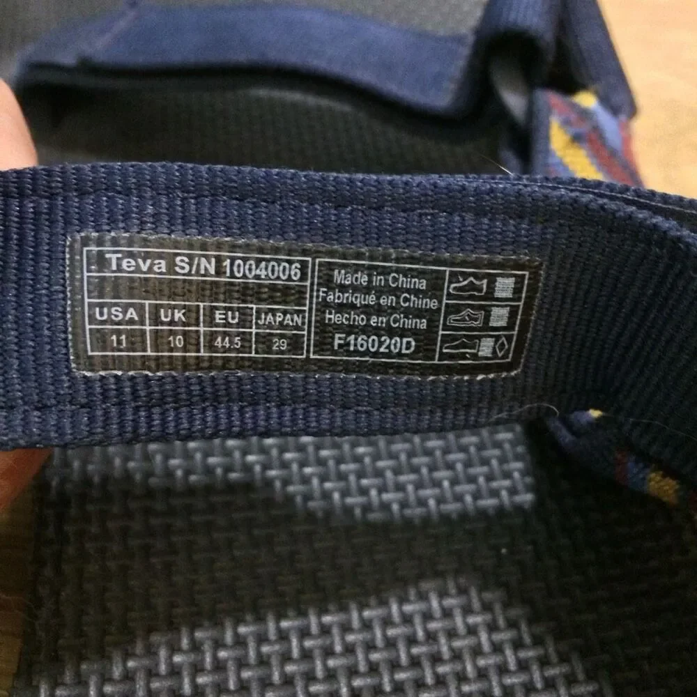 Teva Original Universal sandal blue geometric 
